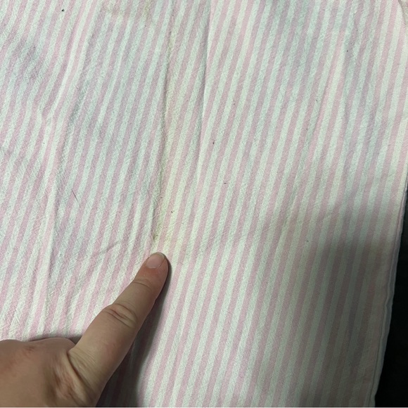 LT Casuals by Liz Thomas white pink striped button down shirt stains medium - Picture 2 of 11